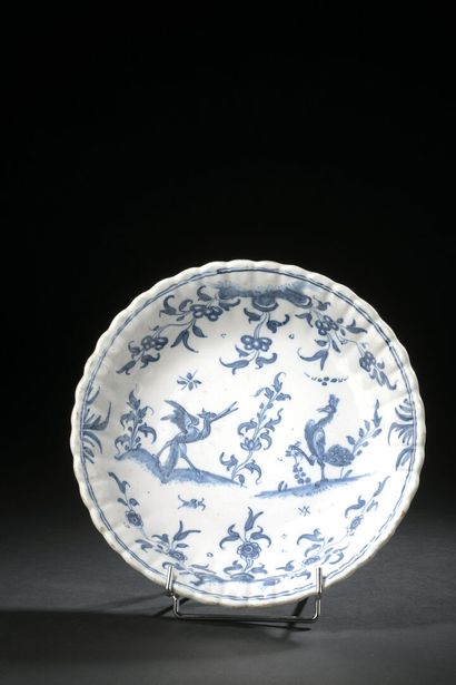 Moustiers

Round bowl with lobed edge in...