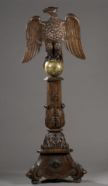 Important lectern representing an eagle on...