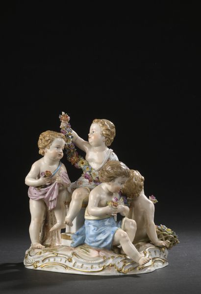 null Meissen

Group of four porcelain figures representing four children holding...