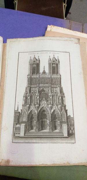 null "Architecture, plans, sections, antiquities and views"

Set of about 100 engravings,...