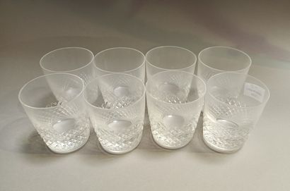 Set of 8 whisky glasses in LALIQUE cryst...