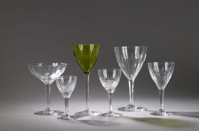 null Service of crystal stemmed glasses of Val Saint Lambert, cut of clovers, model...