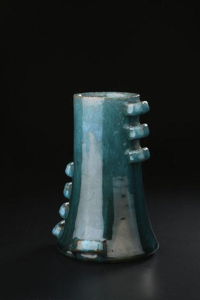 null Clément MASSIER (1844 - 1917) - GOLFE-JUAN 

Vase « Japon » en céramique à corps...