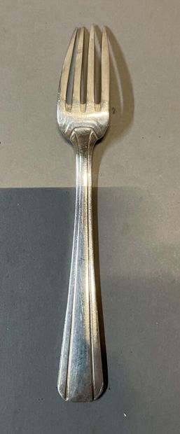 null Cutlery of service to fish, the handle in silver. 

Art Deco style. 

Attached:

Silver...