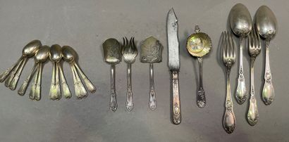 Lot in silver various and mismatched including...