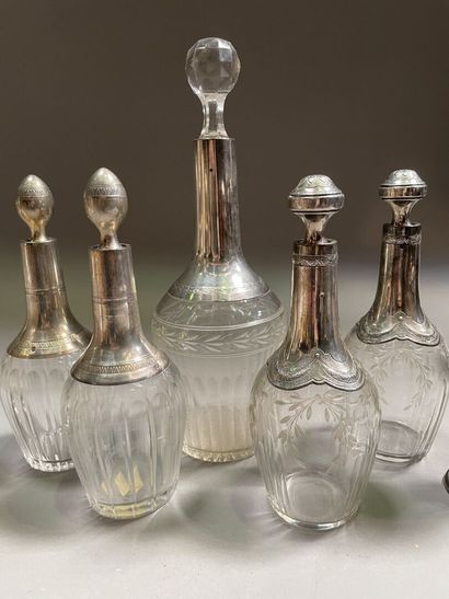 null Lot mounted silver including: ewer (28 cm), carafes (28.5 cm), two pairs of...