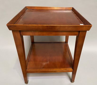 null Small molded wood table opening with three drawers, sheath legs.

Louis XVI...
