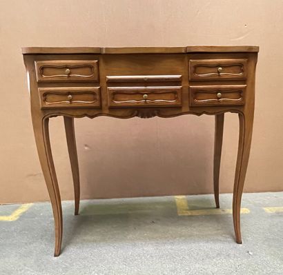 Dressing table in fruit wood opening to three...