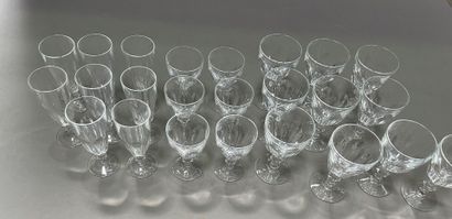 null Two parts of service of glass with foot in the taste Harcourt of Baccarat including...
