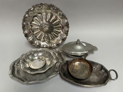 Small batch of dishes, trays, tureen in metal....