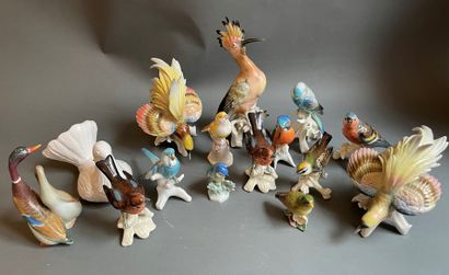 
Lot d'oiseaux branchés en porcelaine allemande...