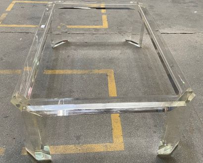 Rectangular coffee table in Plexiglas with...