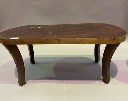 null Table basse en bois

31 x 76 x 34,5 cm

On joint : 

Guéridon tripode, plateau...