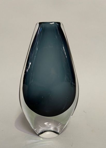 ORREFORS, Sweden

Vase of ovoid form with...