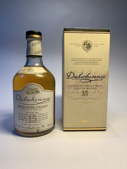 null 3 bouteilles de DALWHINNIE :

- 15 Years Single Highland Scotch Whisky, 1 litre,...