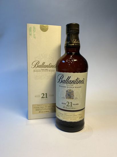 null 
3 bouteilles de BALLANTINE's de 70 cl, 40 % :





- Finest Blended Scotch...