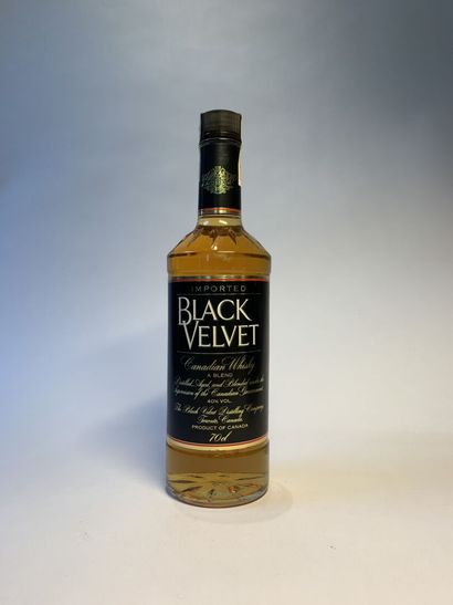 null 4 bouteilles :

- Taylor-Smith Canadian Whisky 8 years, 70 cl, 40 %

- Black...