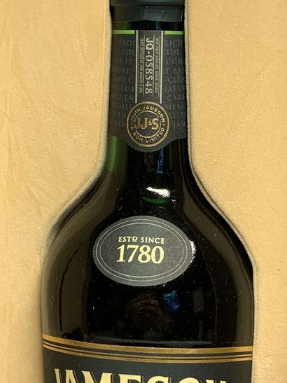 null 1 bouteille de JAMESON 2007 Rarest Vintage Reserve, Triple Distilled, Non Chill...