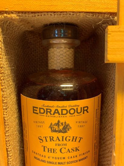 null 5 bouteilles de EDRADOUR :

- 12 Years Dougie MacLean's Caledonia Selection...