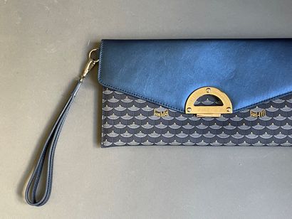 null FAURÉ LE PAGE 

Printed leather clutch bag, the flap in blue satin leather,...