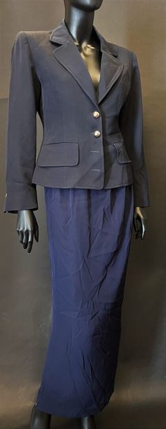 null Guy LAROCHE 

Lot including a navy blue wool gabardine jacket with notched collar,...