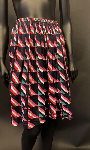 null Yves SAINT LAURENT Knitwear 

Lot composed of a sleeveless jersey top with multicolored...