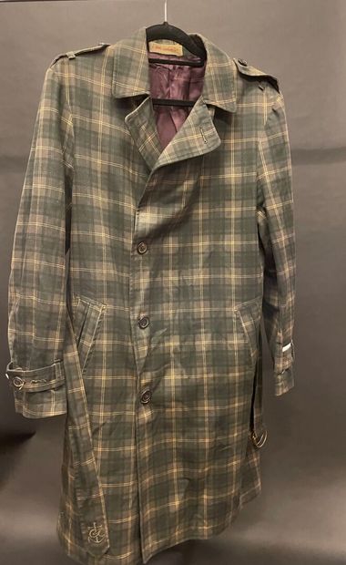 null Christian LACROIX for MEN 

Checked wool trench coat in khaki, black and yellow,...