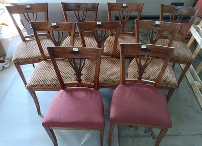 
Suite of nine chairs in natural wood, with...