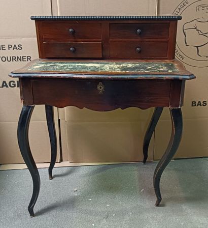 
Lady's dressing table in rosewood veneer,...