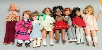 null Strong lot of large dolls some in celluloid of various shapes, some with mobile...