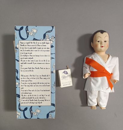 null 
Deux poupées asiatiques :




JUDOKA PETIT COLIN : 24 cm.




Avec certificat....