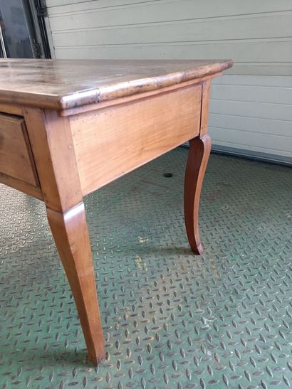 null Flat desk in fruitwood with two drawers forming a box and side pulls. 

Provincial...