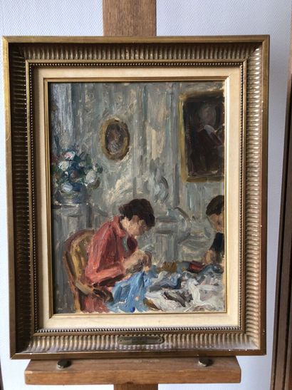 null Jean DE LA HOUGUE (1874-1959)

Young girl sewing in an interior 

Oil on panel,...