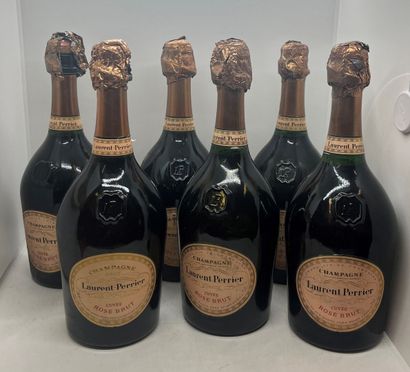 null 6 bouteilles de Champagne LAURENT-PERRIER Rosé Brut, 4 base goulot, 1 légèrement...