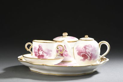 null SÈVRES

Bouret luncheon in soft porcelain including a Bouret tray, a covered...
