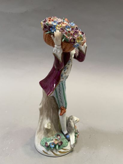 null "The Flower Merchant"

Statuette in porcelain.

In the taste of SAMSON.

H :...