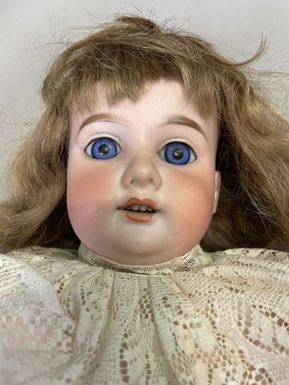 null Doll Armand MARSEILLE model 1894 made in Germany, fixed eyes open mouth, teeth...