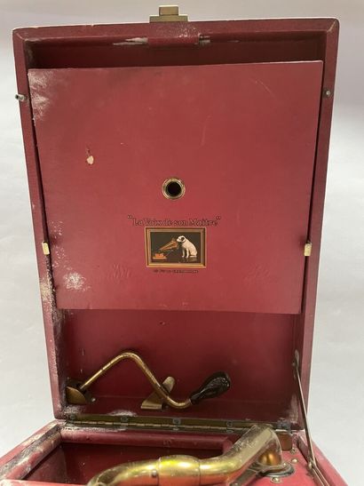 null Tourne-disque La Voix de Son Maître dans sa valise 

14 x 41 x 28 cm

et verascope...