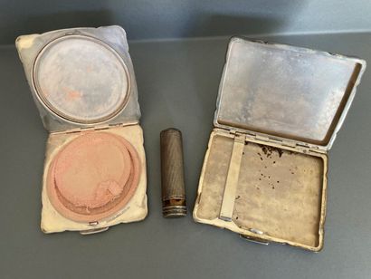 null 925 silver guilloche powder case, cigarette case and lipstick case °/°°°°.

Gross...