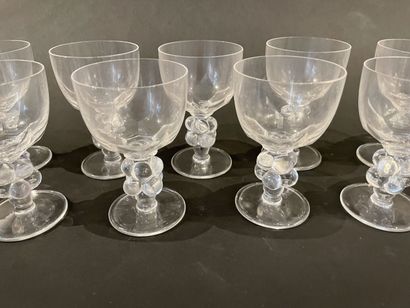 null LALIQUE France, suite of stemmed glasses model cluster including :

6 water...