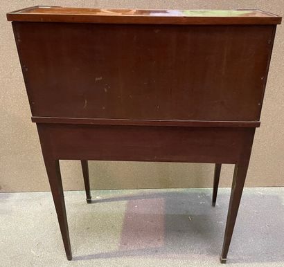 null Desk happiness of the day in veneer of rosewood and rosewood, the tier with...