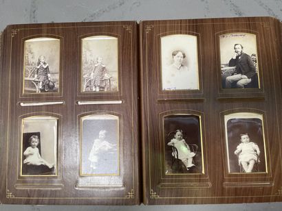 null Lot of old photographic albums