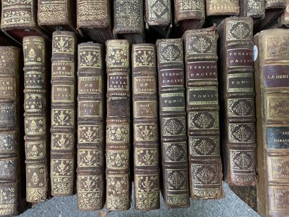 null Fort lot de livres reliés reliés XVIIIème au XXème siècle, livres brochés, livres...