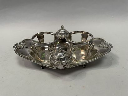 null Mounting of oil and vinegar cruet in silver chased with friezes of pearls and...