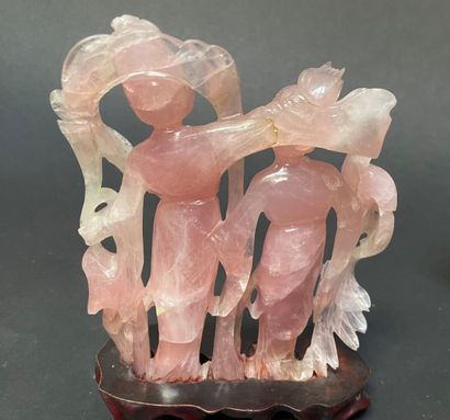 null Five rose quartz subjects: Group of "Two young maids", two "Ducks" Group "Two...