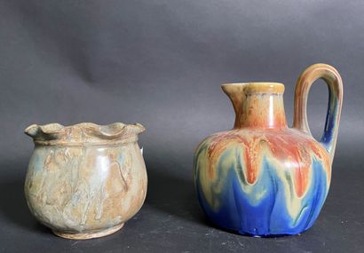 Gilbert METENIER

Flamed stoneware pitcher...
