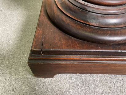null Molded and carved wood saddle, the twisted shaft on a square base, acanthus...