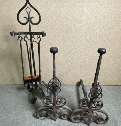 null Pair of rack and pinions and set of shovels and tongs in cast iron with hearts...
