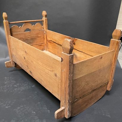 Fir tree cradle with tilting arched uprights.

Savoyard...