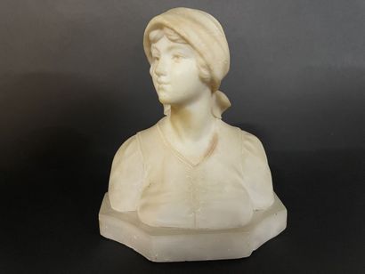 Young woman with scarf

Sculpture in alabaster....